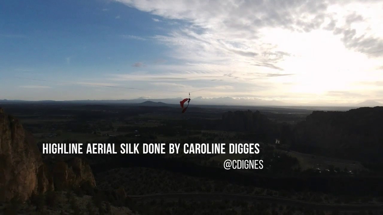 Highlining with aerial silks done by Caroline Dignes