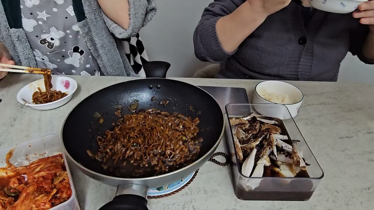 Korean Mom eats Jjapagetti with Soy Sauce Crab 🦀🔥 This combo is insane