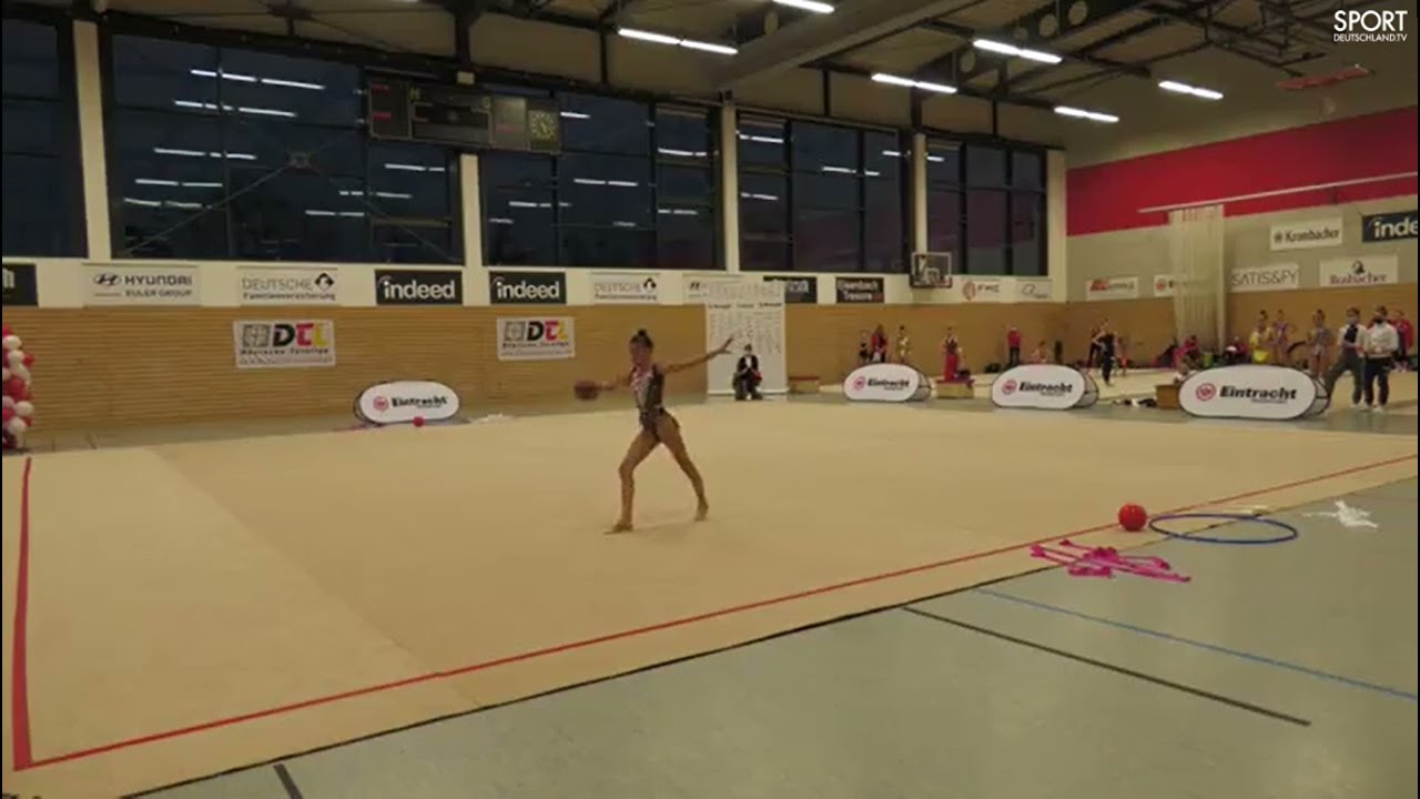 Sofia Raffaeli (ITA) Ball - Bundesliga 2021