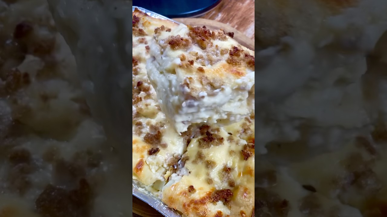 Una lasagna bianca da capogiro con salsiccia e patate: Ricetta facile e straordinaria😋😋