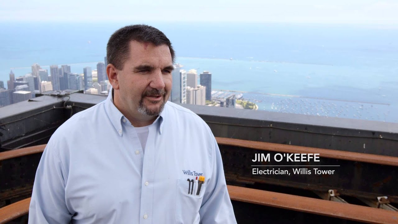 Willis Tower: Lighting Up Willis