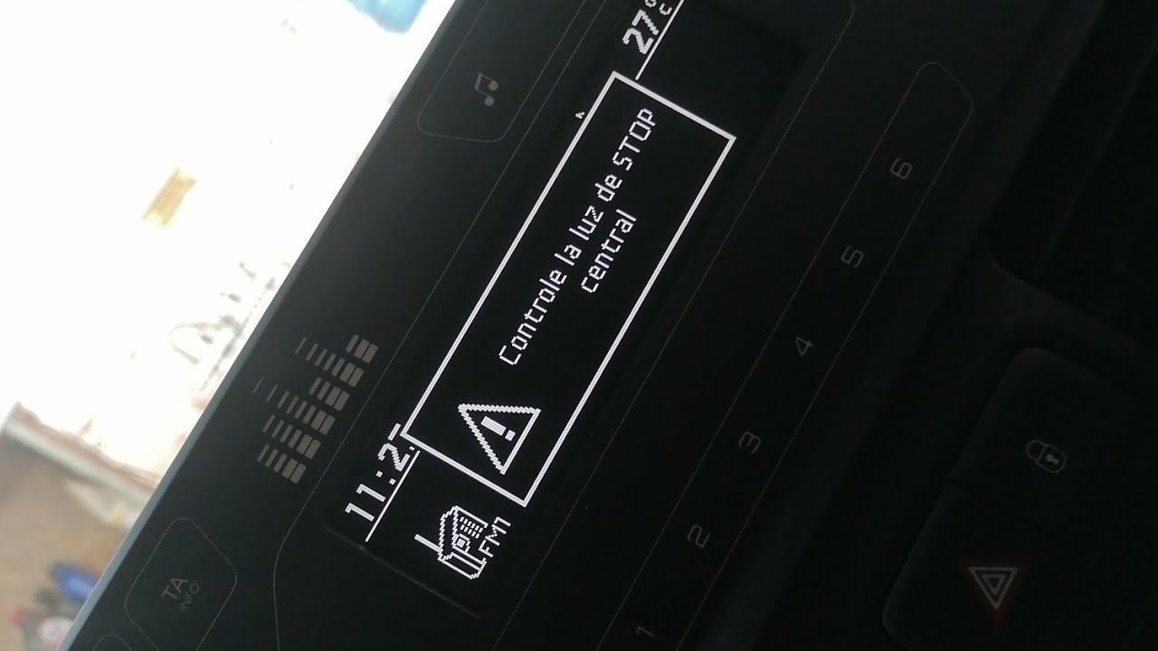 &iexcl;CONTROLE LA LUZ DE STOP CENTRAL! - PEUGEOT PARTNER 2022