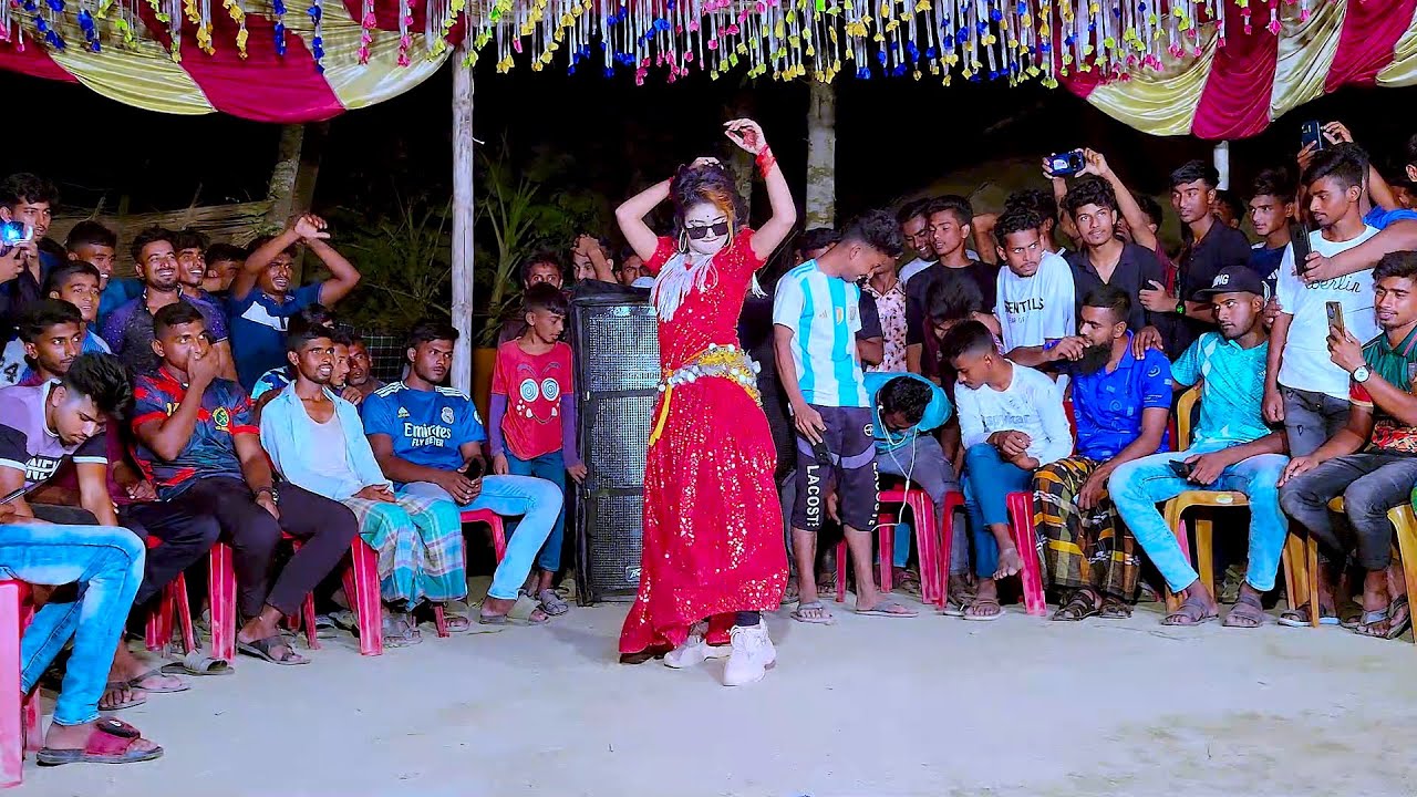 গ্রামের মেয়ের অসাধারণ ডান্স | ফুটা কলসী | Kolsi Futa Koira Dimu | Bangla Wedding Dance 2025 | Juthi