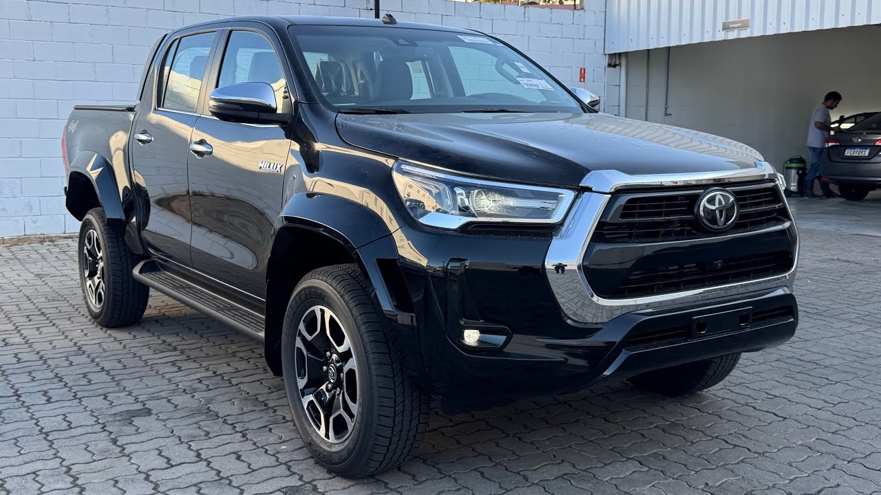 NOVA HILUX 2025 NA VERSÃO TOP DE LINHA SRX PLUS NÃO CAPOTA, ENTENDA! VALE A PENA NO PREÇO