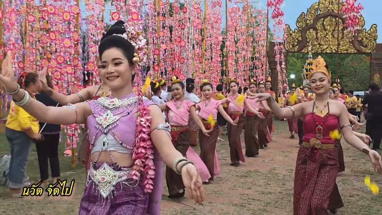 #4k #ที่สุด #ความงาม #ขบวนแห่ #ทะเลธุงอีสาน #พระธาตุยาคู งานเทศกาล “มาฆปูรณมีบูชา #travel #thailand 