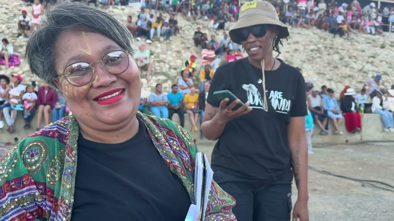 Steek My Weg: Inside Barrydale’s Giant Puppet Parade | Overberg People