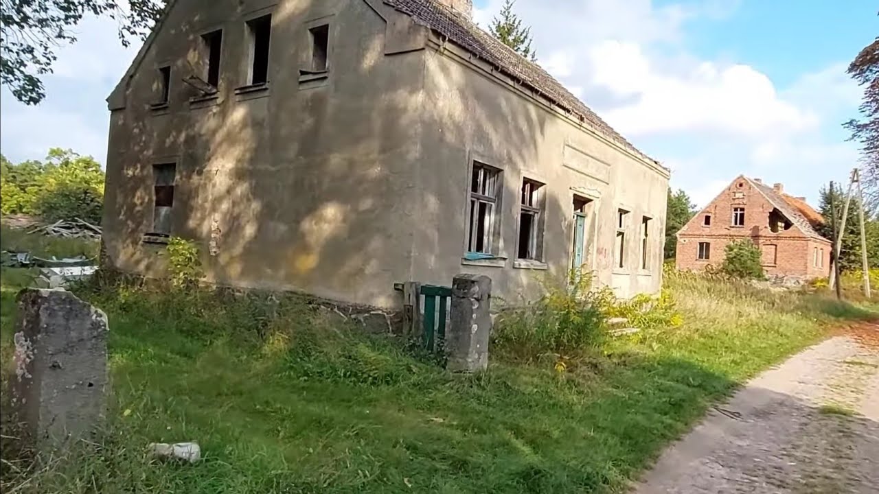 Tajemnica opuszczonej wsi w lesie.#urbex #wieś#strach#duch#wiejskieżycie