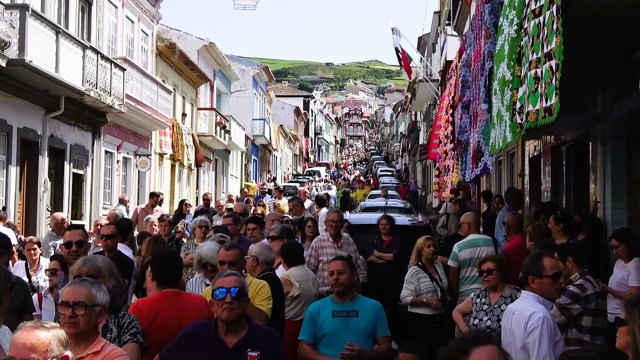 Distribuição Pão Do Bodo (Serra, Rua Da Igreja e Santo Amaro) - Ribeirinha - Ilha Terceira - Açores