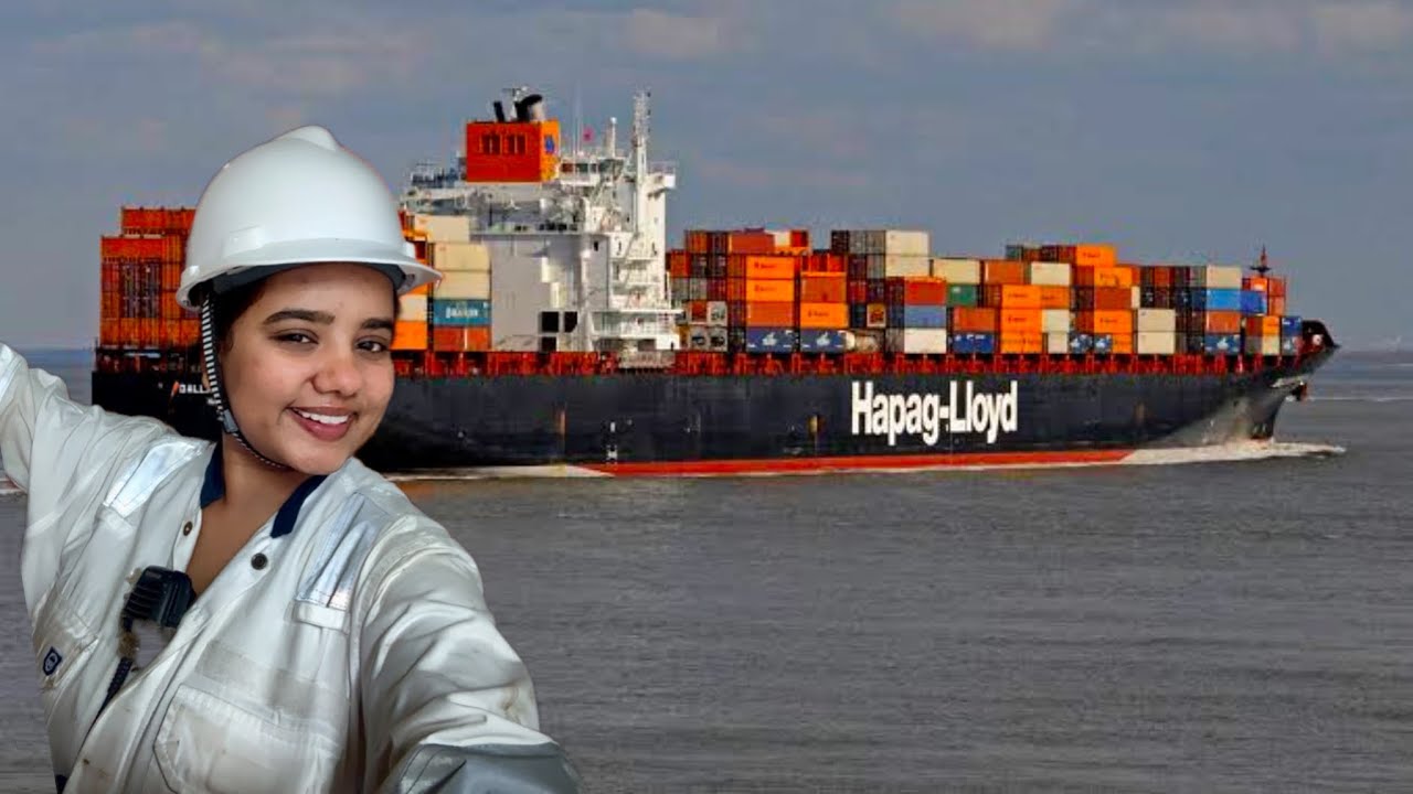 Inside Ship's Accomodation | Container Ship | Hapag-Lloyd | Merchant Navy | Deck Cadet 🚢🧜‍♀️🌊