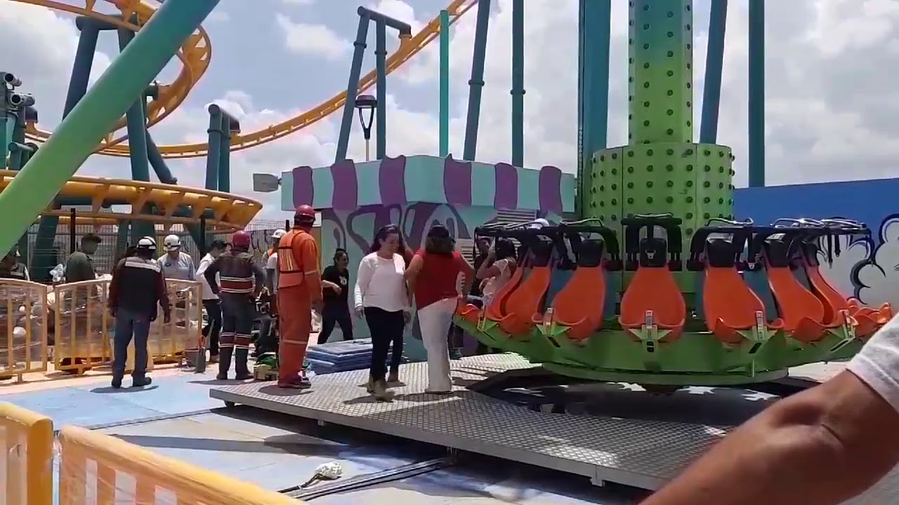 Asi son las pruebas de juegos con personal de centro comercial antenas