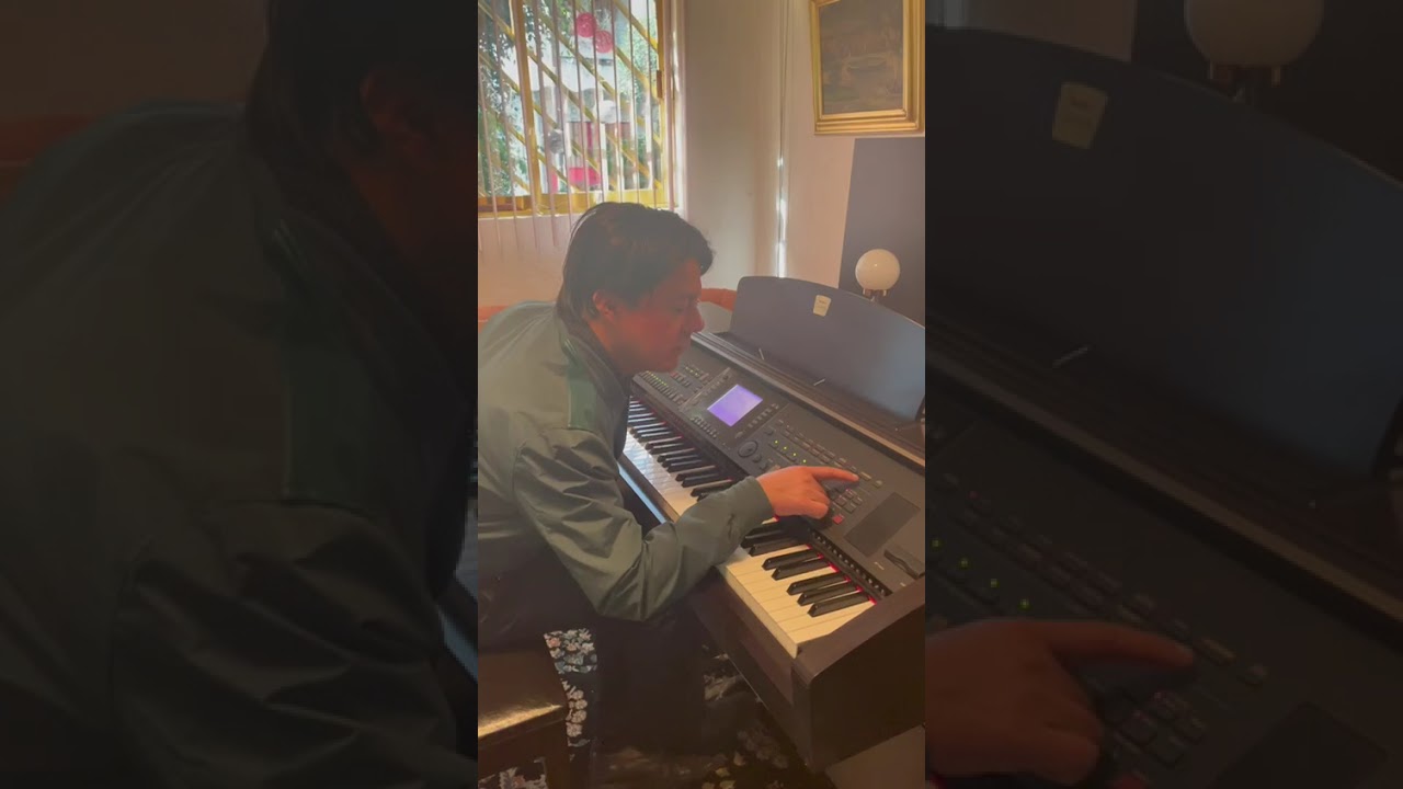 Vendo Clavinova Yamaha CVP303