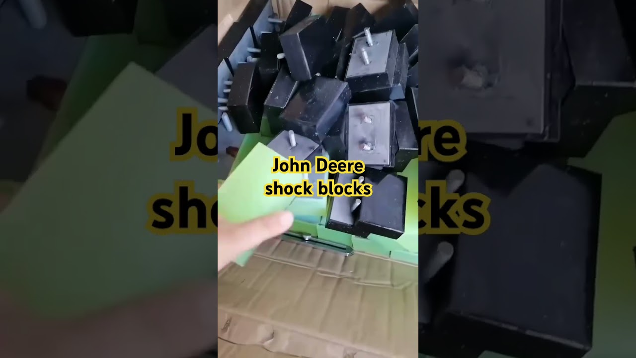 John Deere8000 forage harvester shock blocks #forageharvester #johndeere