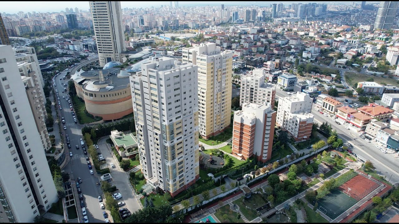 Ataşehir Baytur Stargate Sitesinde Özel Dekorasyonlu Balkonlu 5+1 SATILIK (  SATILIK DAİRE )