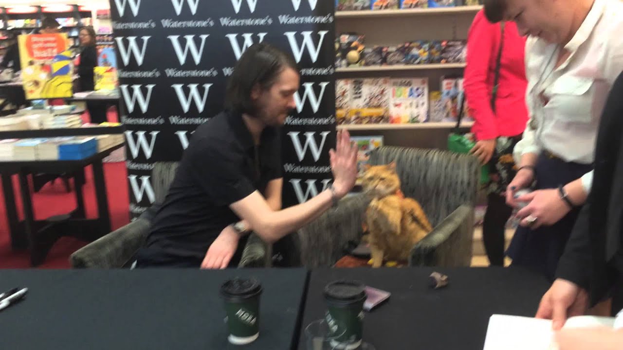 James Bowen & Street Cat Bob - Waterstone's London May 2014