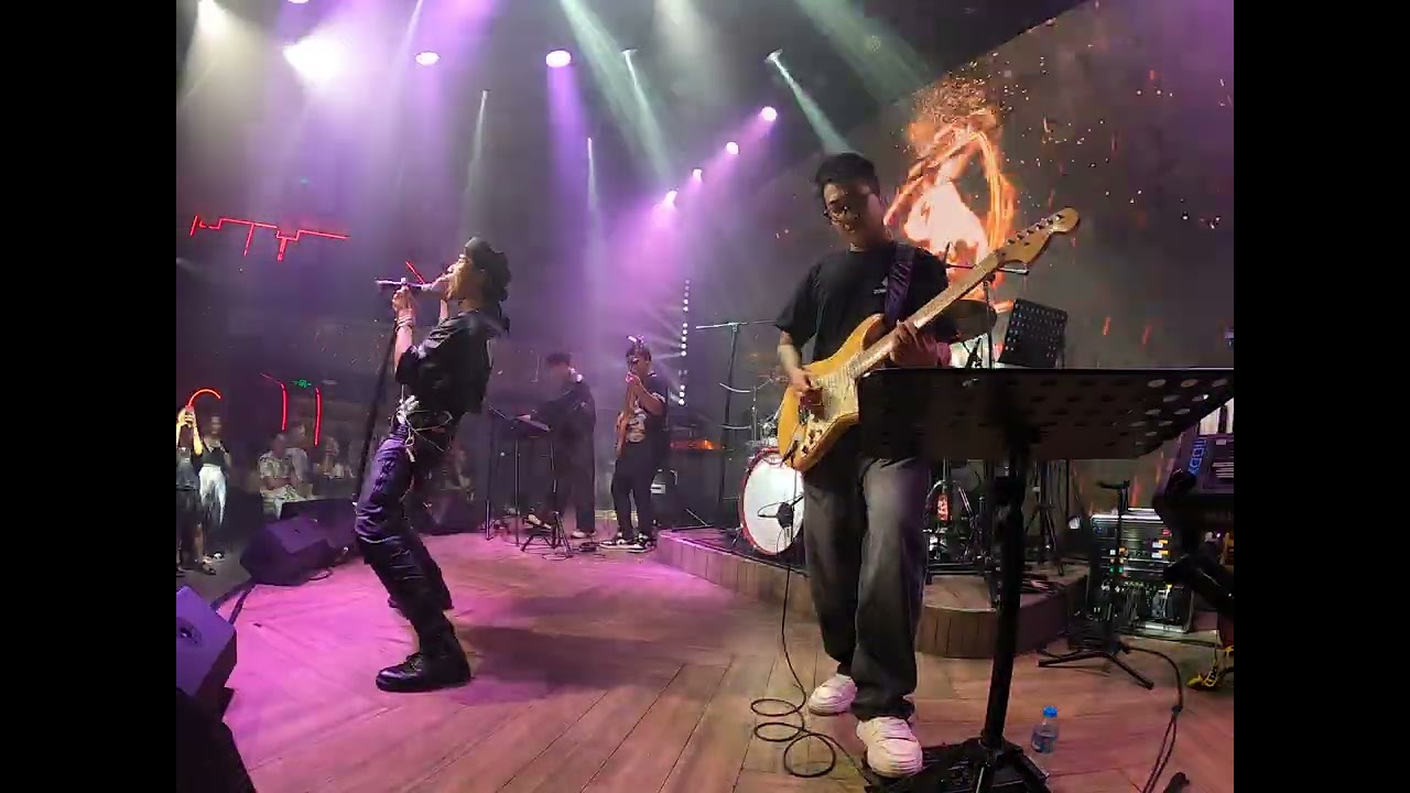 Sắc Màu (Rock Version) - Phạm Anh Khoa Ft. Quân Nguyễn Band