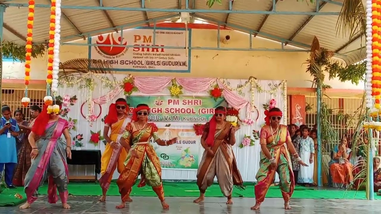 Ek BHARATH SRESHT BHARATH dance by 9th class students#school#ZPHSGIRLSGUDURKURNOOL