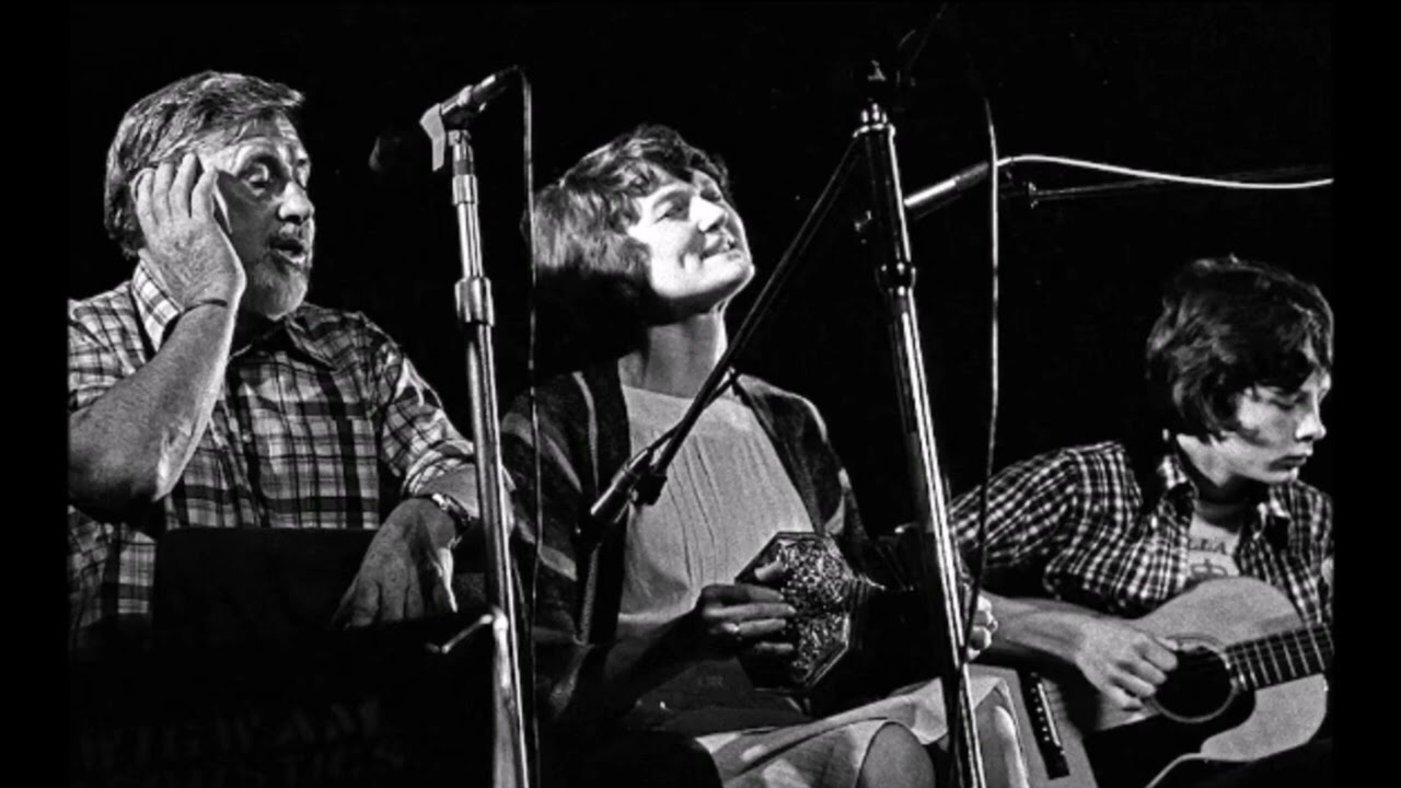 Ewan MacColl & Peggy Seeger - Ballad of the Carpenter