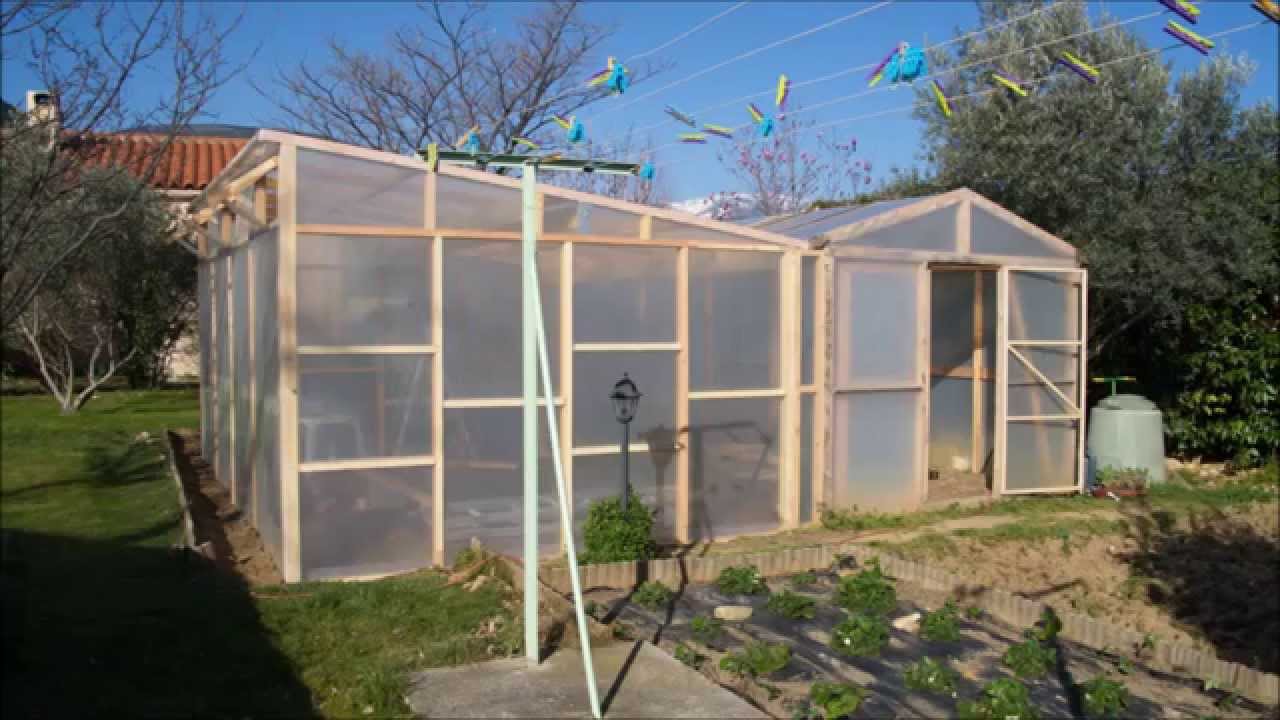 construire une serre en bois de 24m²