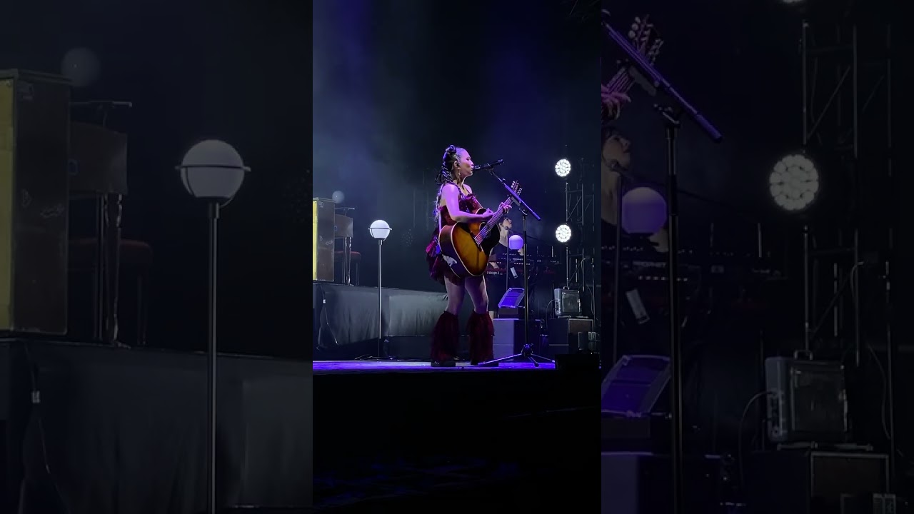 NIKI: Buzz Tour in Manila D3 - Backburner x Take a chance with me