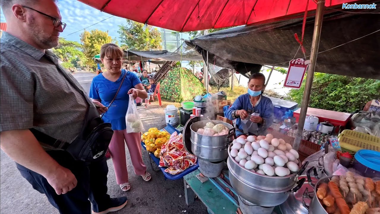 Morning walk in Don Kong / with street food by Mekong riverside 