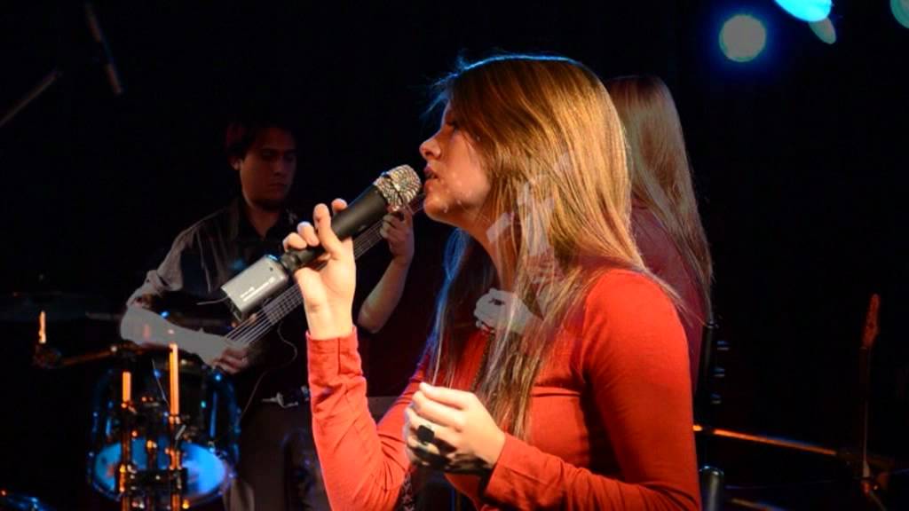 Victoria Alfonsina - Alfonsina y el mar/Zamba de amor en vuelo