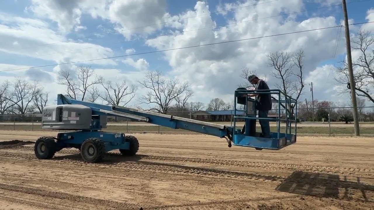 2014 GENIE S40 For Sale