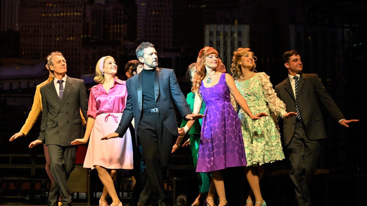 'COMPANY' CON ANTONIO BANDERAS