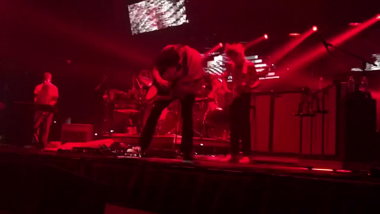 Paramore - No Friend LIVE