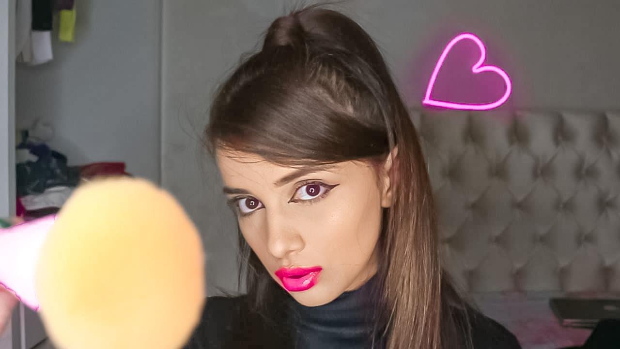 ASMR AMIGA MALVADA TE MAQUIANDO
