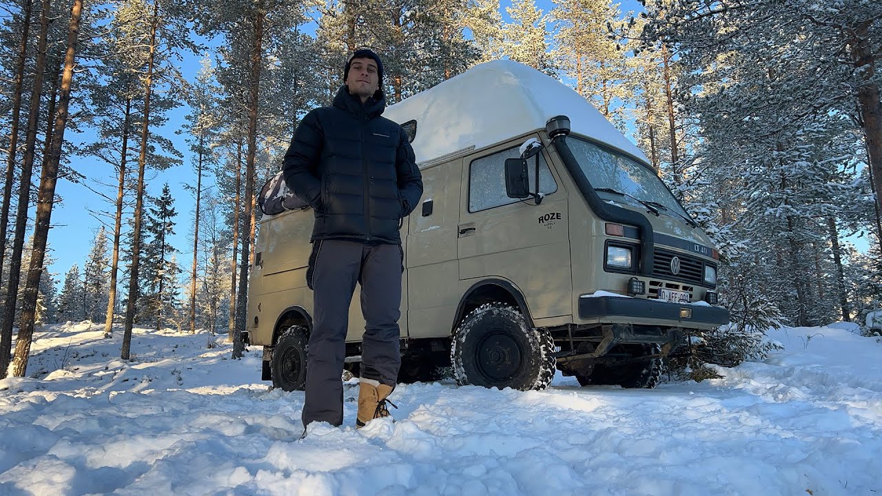 Bivouac en van dans  le grand froid.