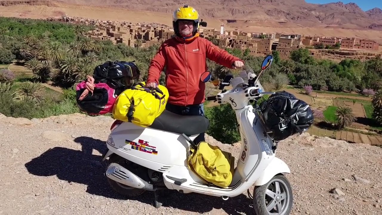2018 Through Morocco and the Sahara desert on a Vespa 50cc (edited version)