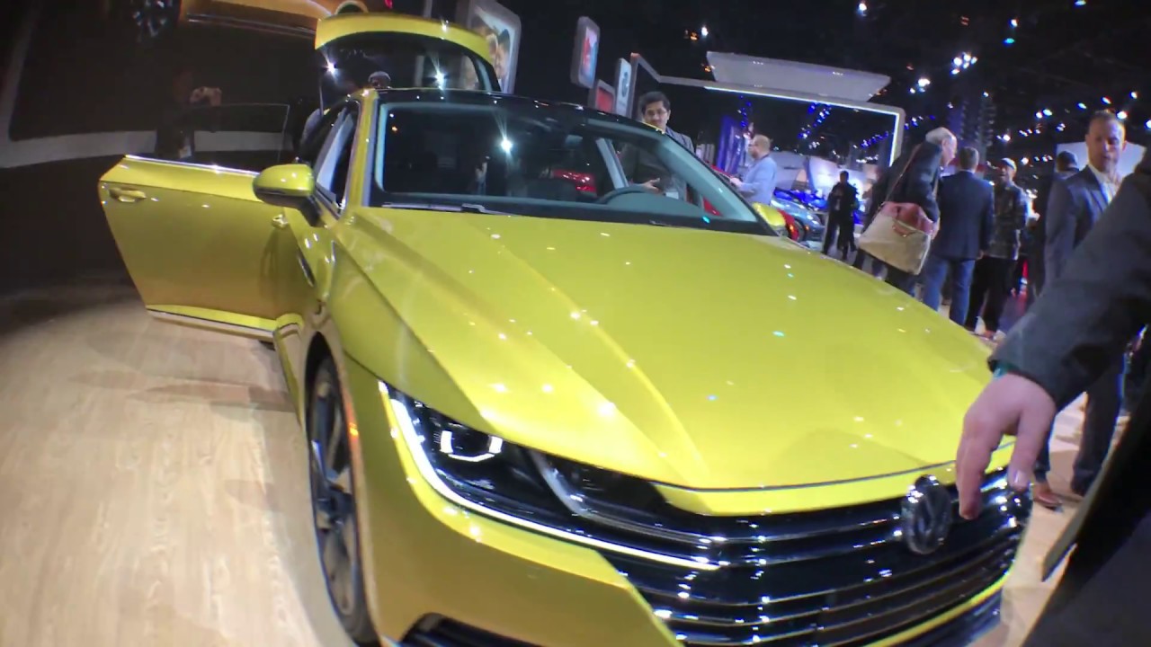 2019 VW Arteon Exterior, Interior, and Trunk Close | 2018 Chicago Auto Show