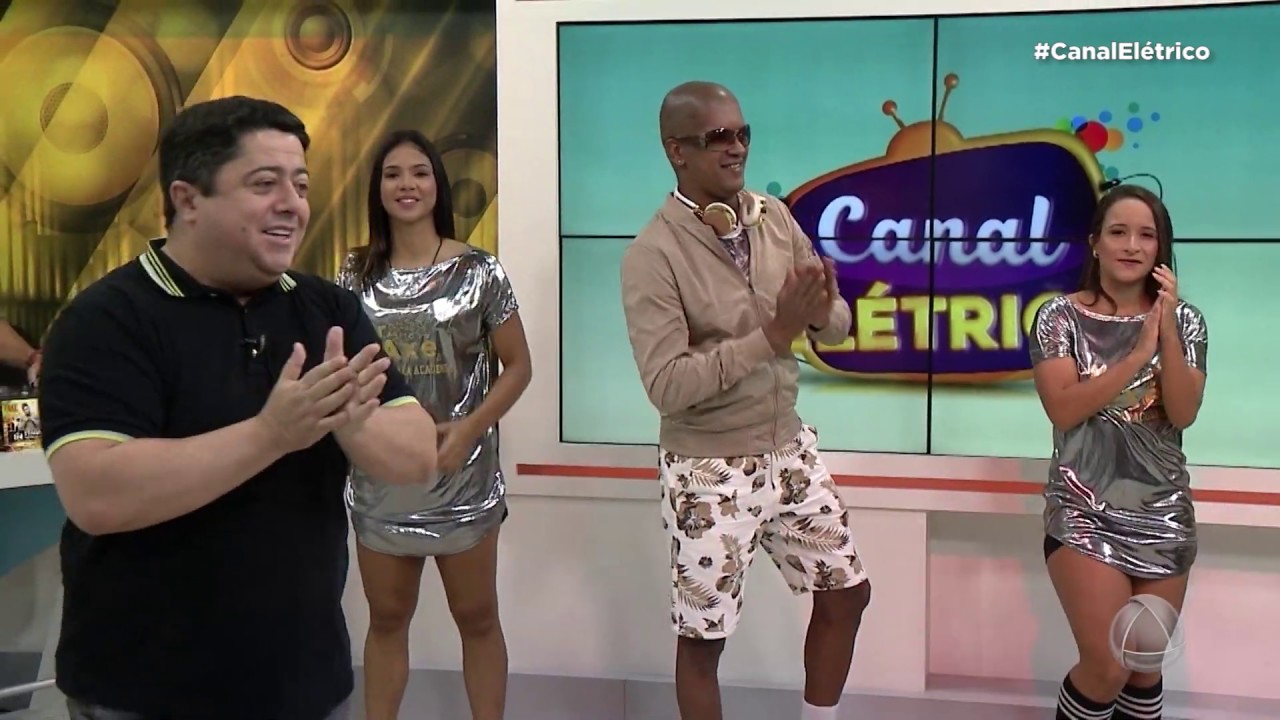 Itauan Nogueira canta no Canal El&eacute;trico - Canal El&eacute;trico - Bloco 1