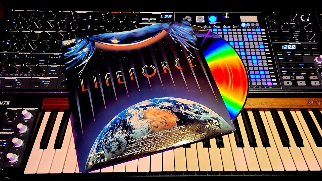 LIFEFORCE  -/ Moog Matriarch / Behringer Neutron / Arturia Matrixbrute / Squarp Pyramid