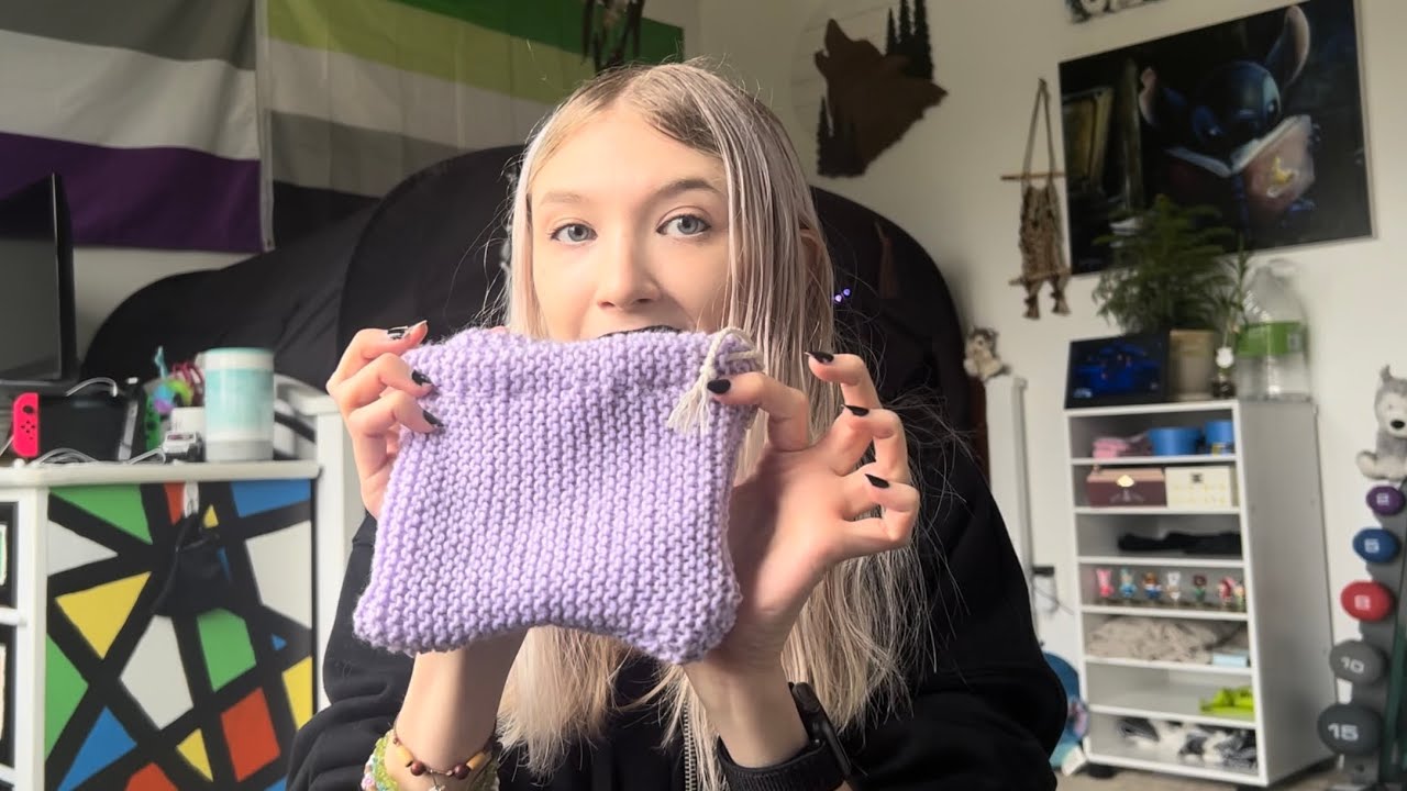 How to knit a small bag