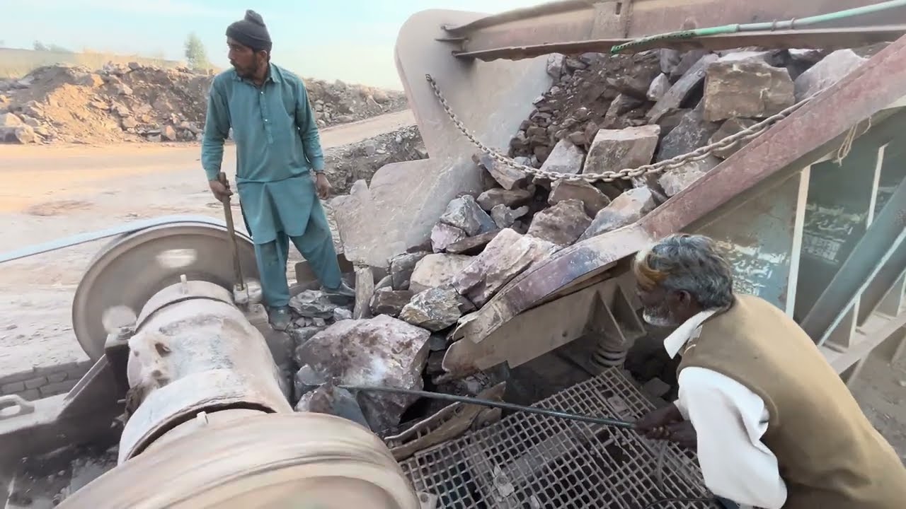  Extreme Stone Crusher Jam 😱 | Giant Rocks Breaking with Hammer Power | Haider Rock Crushing