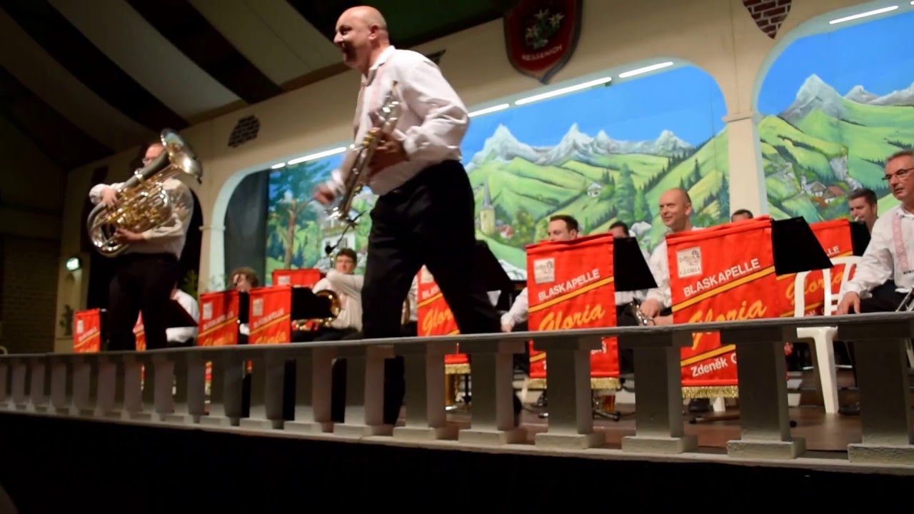 Tanzen aus Banat (Tubasolo)- Blaskapelle Gloria - 23.04.2016