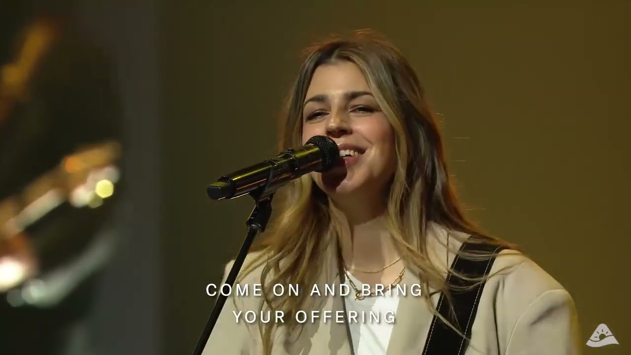Bless God (Brooke Ligertwood) - Live at Church of the Highlands