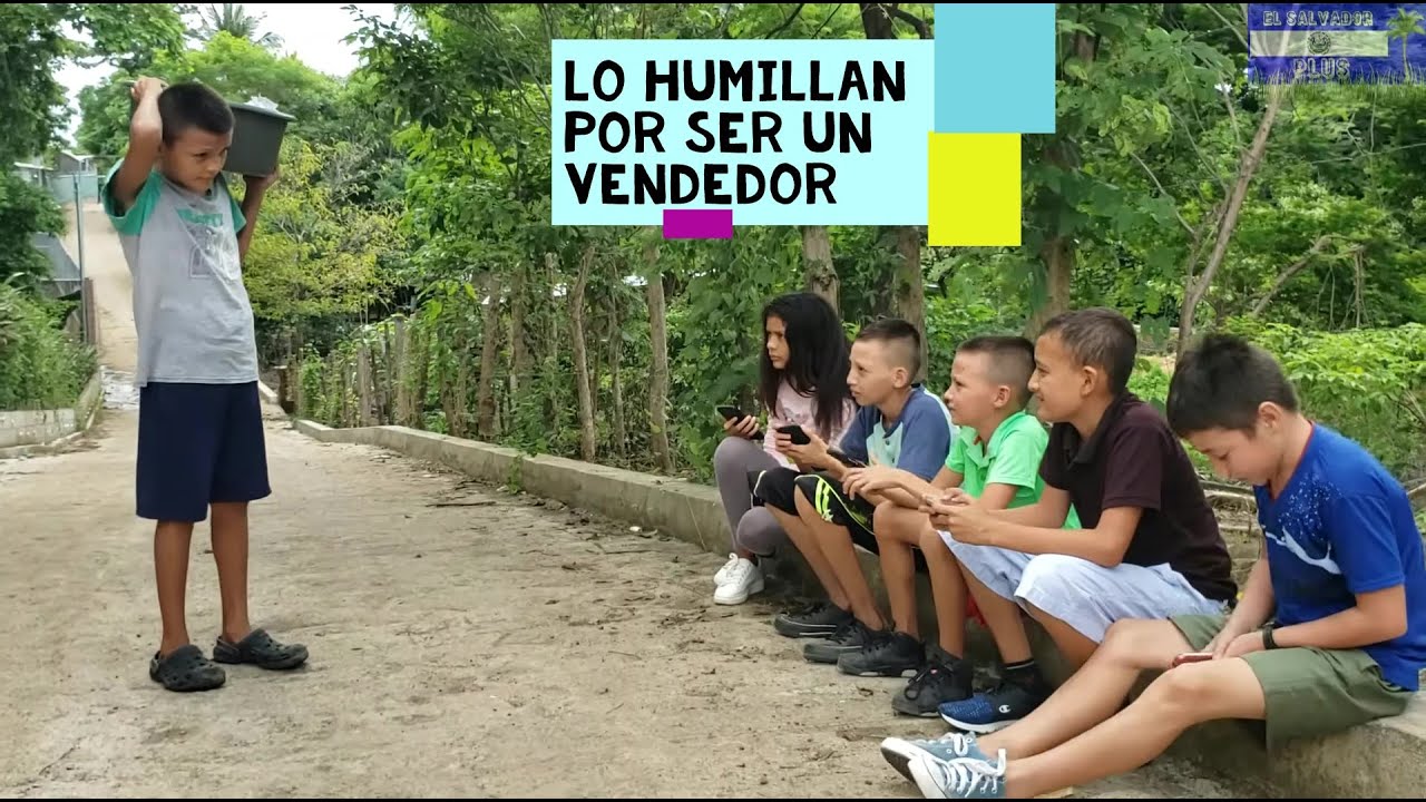 -Humillan A Este Pobre Niño Por Ser Un Vendedor-El Con Su Silencio Hizo Mas -