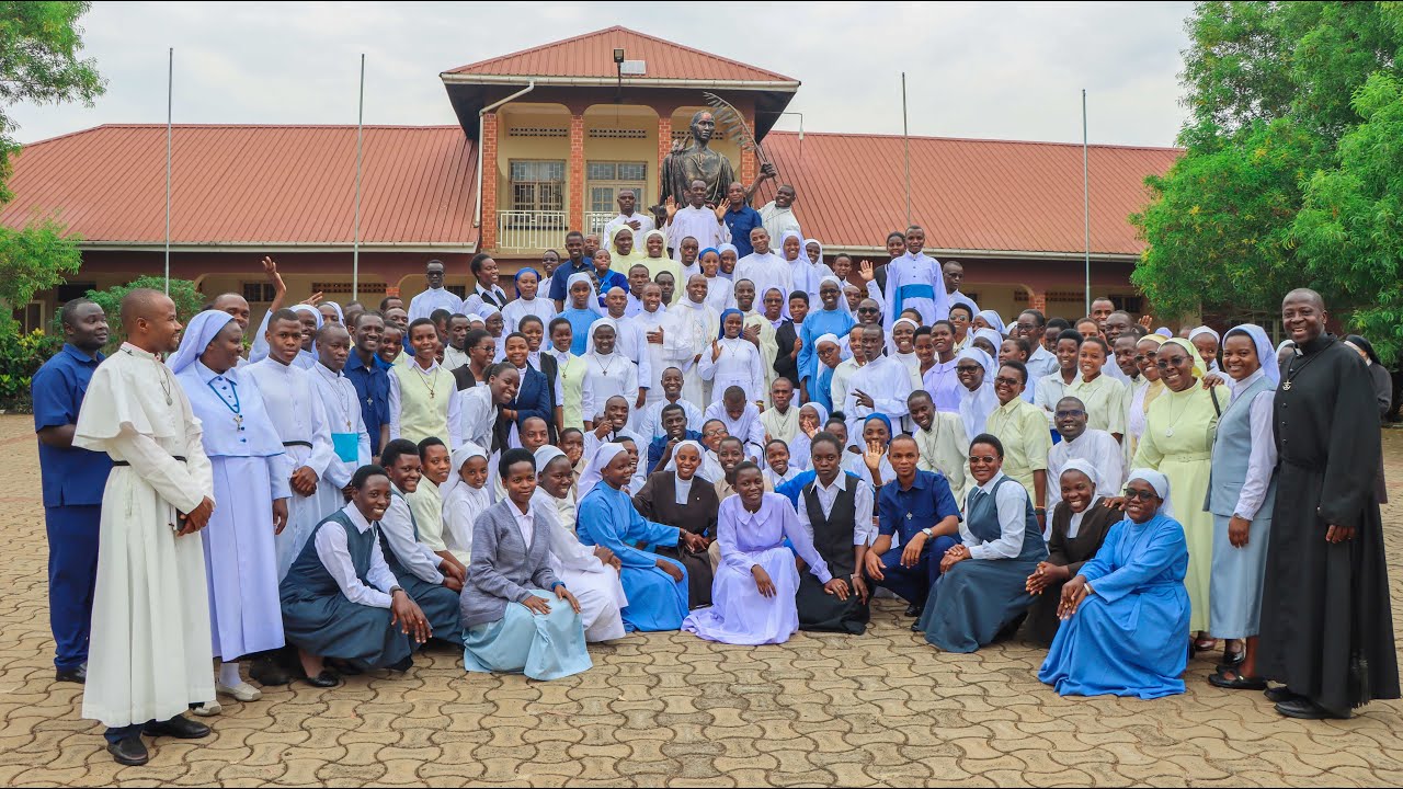 Sr. Justine Nalaggya, IHMR, Assit. Sec. General  of ARU talks to the second year Novices 2025