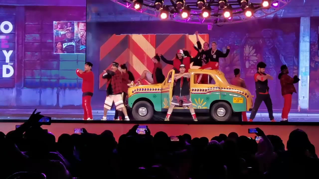 DUBAI VLOGS| Absolute Bollywood (Indian Dance Mashups) at Dubai Global Village 2021