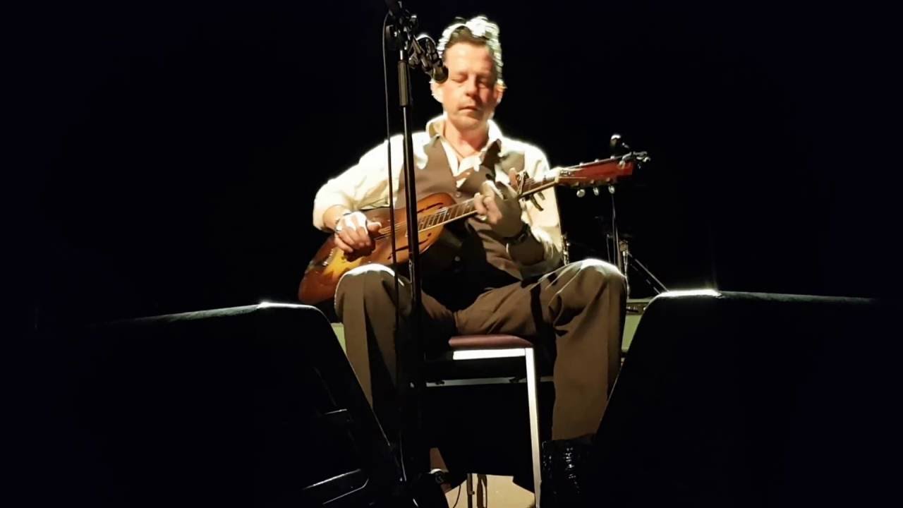 Ian Siegal solo blues