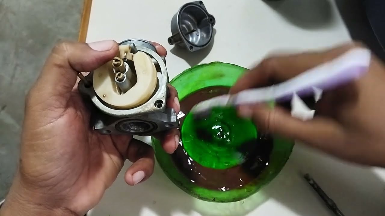 HOW TO CLEAN TVS SPORTS BIKE CARBURETOR