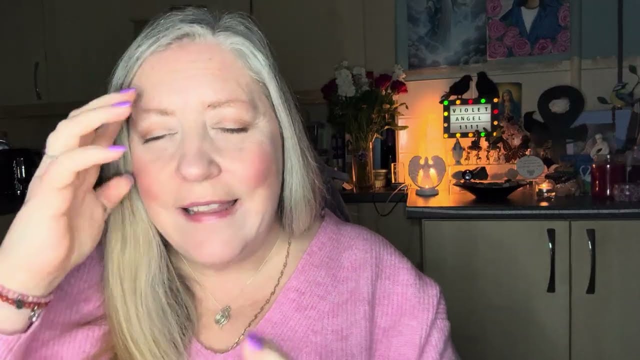 DM ON SAME TIMELINE AS YOU & ABOUT TO SHOW UP IN YOUR PHYSICAL REALITY💕 ☎️ BELIEVE IN MIRACLES✨💫