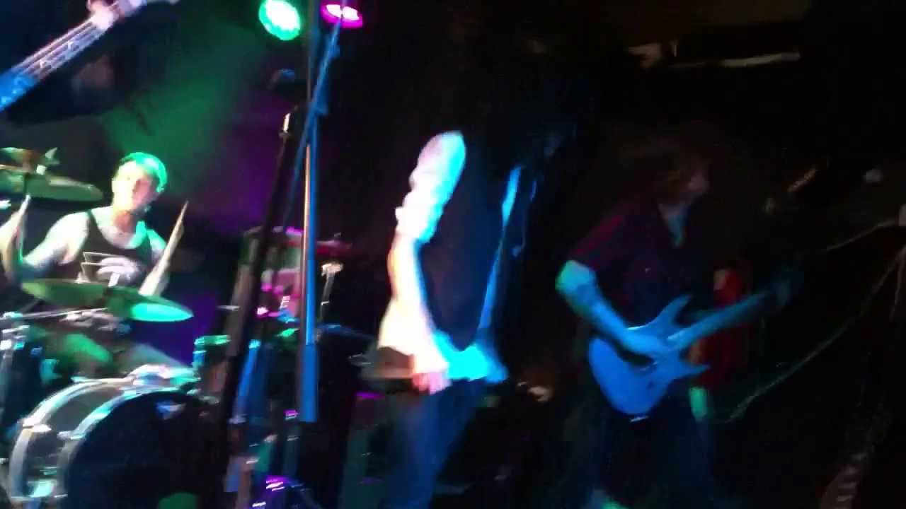 Follow My Lead-Intro & My Heart The Ocean(Live)