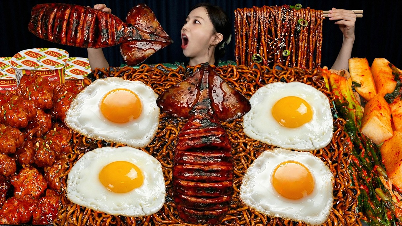 [Mukbang ASMR] Spicy Fire Squid with Jjajang Myeon & Cheese Chicken Ssoyoung