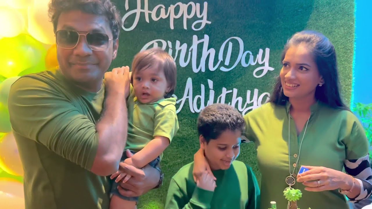 ආදිත්‍යගේ යාලුවෝ ඇවිල්ලා #family #birthday #funny #cakes