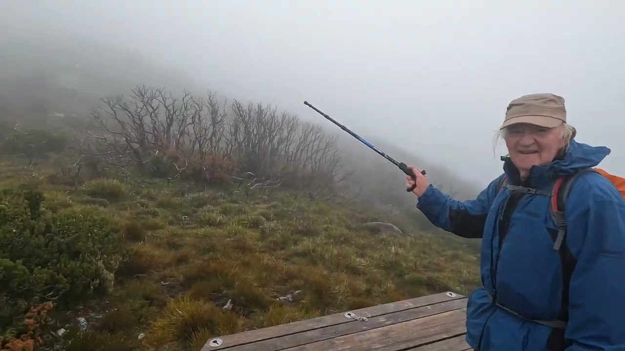 A walk to Mount Eliza Hut, February 2026