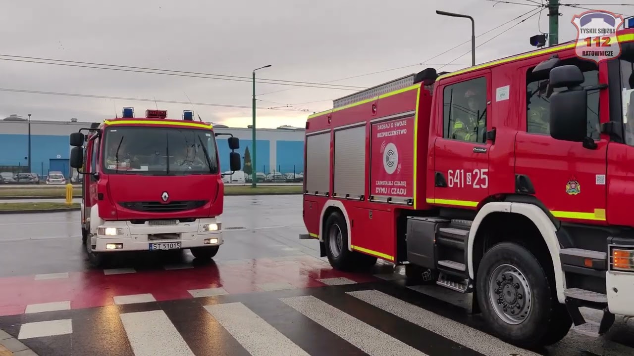 Dojazd zastępów KM PSP JRG Tychy, OSP Bieruń Stary i OSP Lędziny na ćwiczenia na terenie PKM Tychy