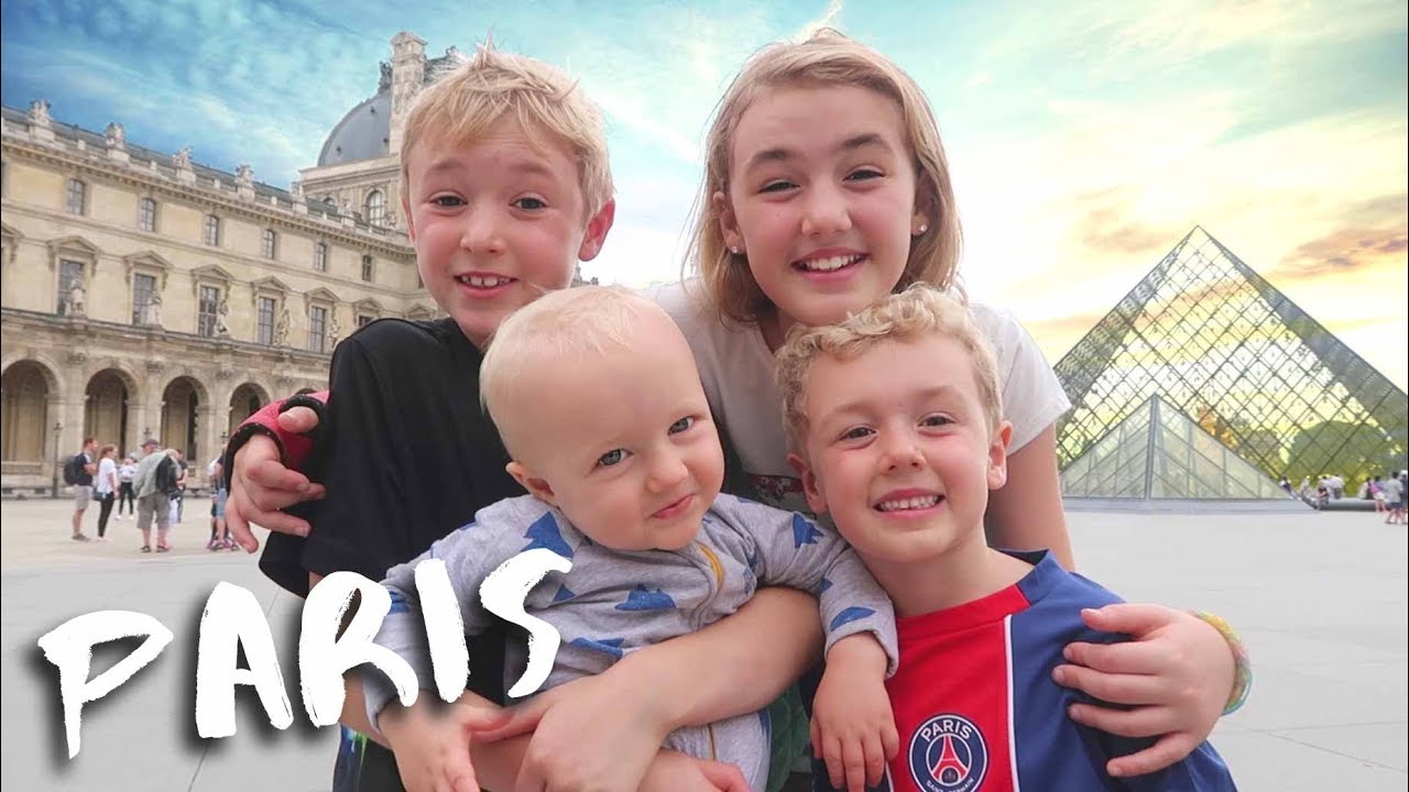 The Louvre & Eating Frog Legs in Paris